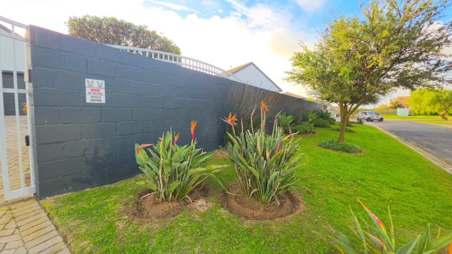 4 Bedroom Property for Sale in Country Club Western Cape
